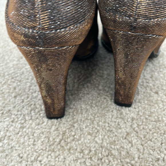 Stuart Weitzman Smashing Metallic Boots - Picture 6 of 12
